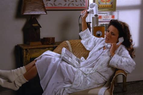 12 reasons seinfeld s elaine benes will always be the most believable woman on tv
