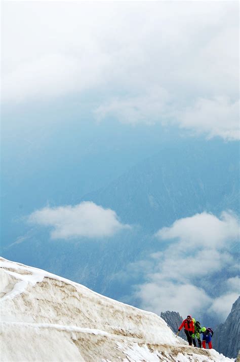 Gambar Pemandangan Laut Salju Awan Langit Hiking Putih