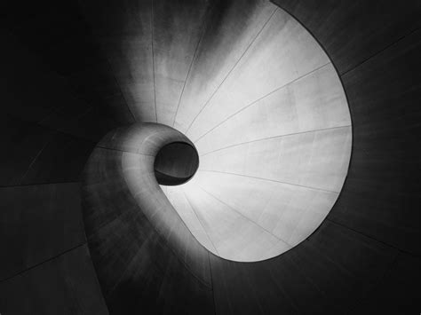 8 Tips For Using Visual Weight In Photography Composition