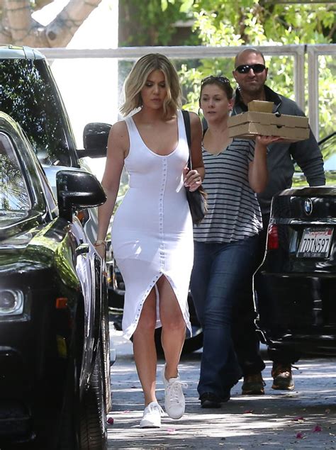 Move Over Kim Khloe Kardashian Steals The Spotlight In Skin Tight Dress While Kim Continues To