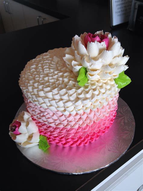 Buttercream Cake By The White Flower Cake Shoppe Gorgeous Cakes Pretty