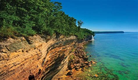 Pictured Rocks National Lakeshore With Map And Photos