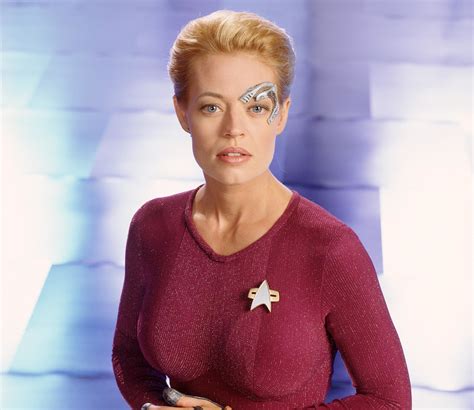 Celebrating 18 Years Of Star Trek Voyager And The Hottest Women In Space