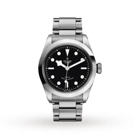 At 41 mm in diameter, it is generally considered a men's watch. Tudor Heritage Black Bay 41 | Tudor Heritage | Tudor ...