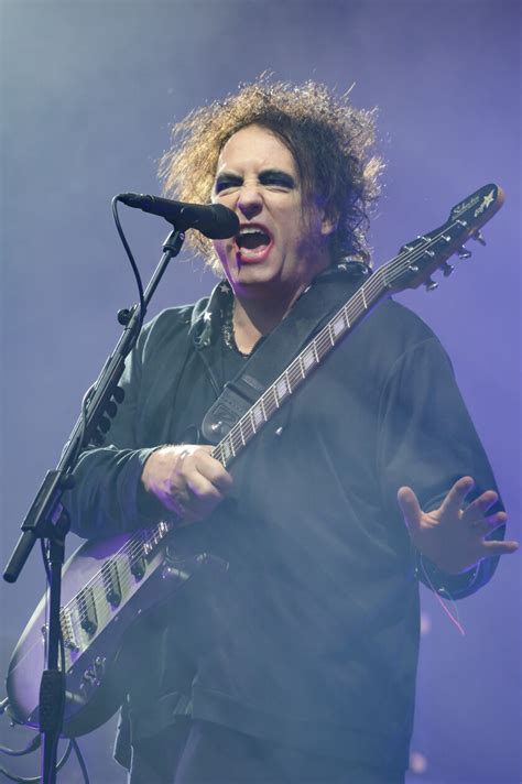 The Cures Robert Smith On New Album And Those Awful 80s Los Angeles