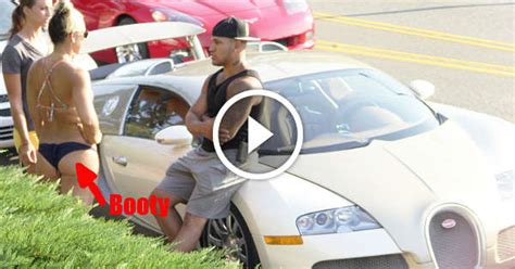 Digger Surprise Prank With A Bugatti Veyron Picking Up Girls On The Street Speediction