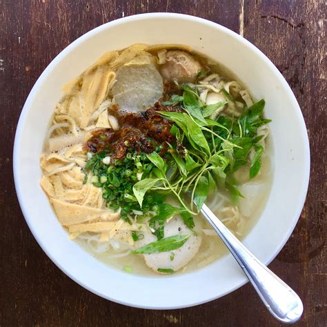 Bún Thang Vietnamese Noodle Soup With Chicken Pork And Egg