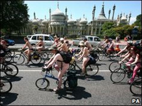 Bbc News Uk England Sussex Hundreds Take Part In Nude Cycle