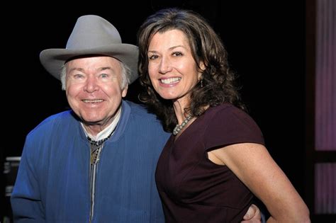 Roy Clark Pictures Center Stage At The Opry Celebrating Minnie Pearl