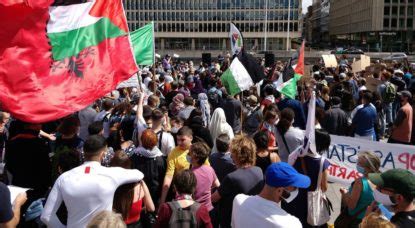 La gauche de la gauche appelle à manifester mercredi malgré les. Manifestation Pro-Palestine Place du Trône Bruxelles ...