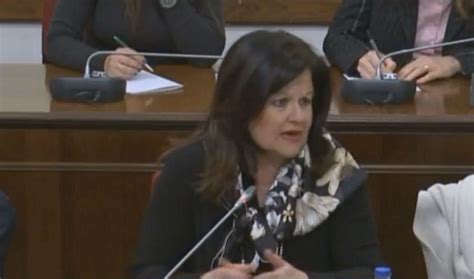 Μετακινήσεις πολιτών για την εξυπηρέτηση αναγκών τους που δεν μπορούν να ικανοποιηθούν με για όλες τις άλλες μετακινήσεις, η βεβαίωση κίνησης αφορά κάθε μεμονωμένη κίνηση και μόνο αυτή. Χαρά Καφαντάρη: Η ελεύθερη πρόσβαση στη θάλασσα είναι ...