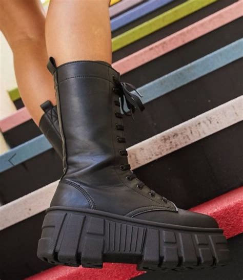 6 Of The Biggest Autumnwinter Trends To Instantly Update Your Wardrobe Winter Fashion Boots