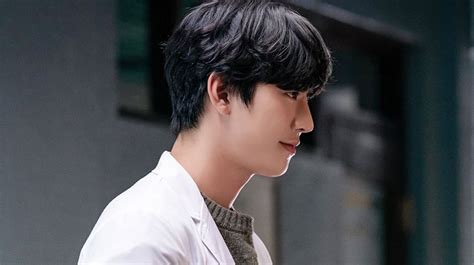 5 Potret Ahn Hyo Seop Di Dr Romantic 3 Jadi Dokter Ahli Bedah Yang