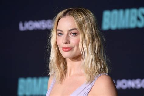 “you look like you ve been whipped a million times” margot robbie reveals her horrifying s x