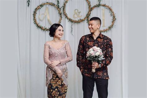 Dekorasi rumah minimalis dan sederhana. 30+ Trend Terbaru Inspirasi Dekorasi Tunangan Sederhana ...