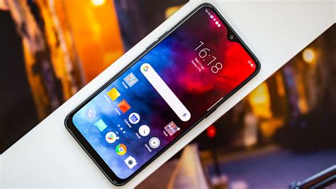 Here's how it compares to the xiaomi redmi note 7 pro. The new Realme 3 Pro packs in a lot for the price | AndroidPIT