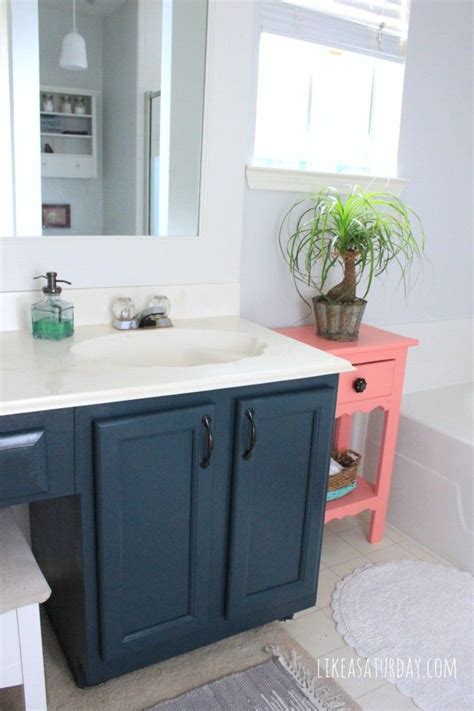 We painted the cabinets! - Mount Etna | Like a Saturday | Bathroom