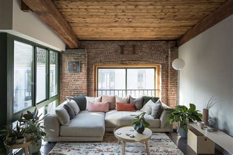 Some people have a natural eye for design, but if you're more in the camp of those who can't do anything without consulting pinterest board upon pinterest board before making any major changes, we feel you. Interior design: The 8 most important principles - Curbed