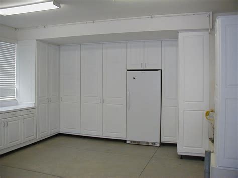Are you looking for your garage for hours for a particular tool or element? White Garage Cabinets #GarageCabinets | Garage cabinets ...