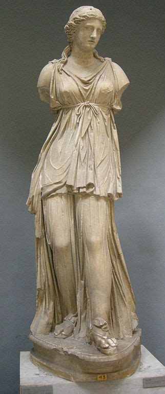 Luna Selene Roman Statue Marble Copy Of Hellenistic Original 1st