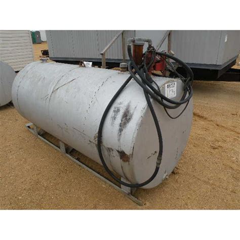 Steel 550 Gal Fuel Tank On Skids W Elec Pump Jm Wood Auction