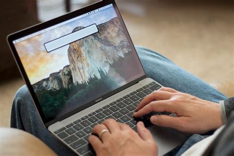 12 Inch Macbook 2015 Review Lighter Than Air But At A Cost