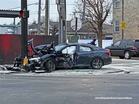 Woman Age 82 Dies After Crash At Milwaukee Ave And Howard St In Niles