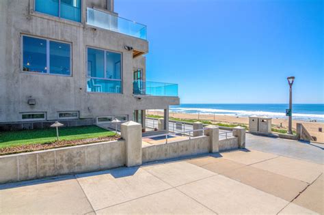 2520 The Strand Manhattan Beach Ca 90266 Townhome Rentals In