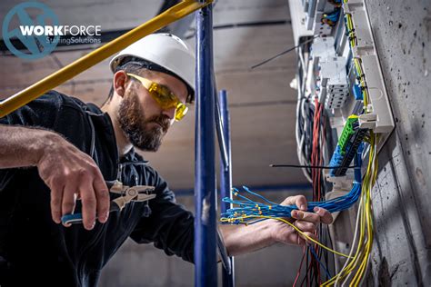 Ultimate Guide To Construction Electricians Salary Description