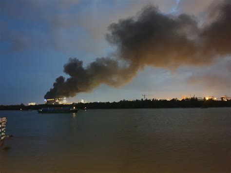 Flame engulfs company at Saigon export processing zone, multiple ...