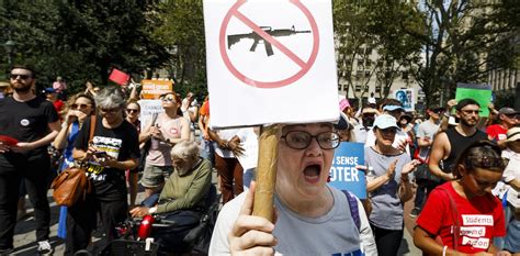 americans prefer gun control but few prioritise it