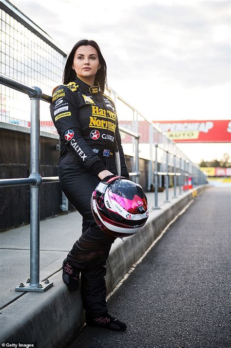 onlyfans star renee gracie speaks about her return to racing duk news
