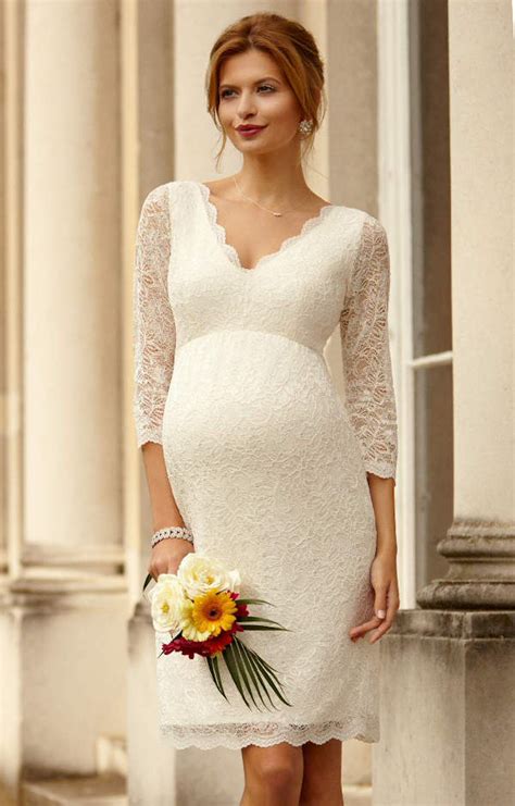 Beautiful Maternity Wedding Dresses For Pregnant Brides In