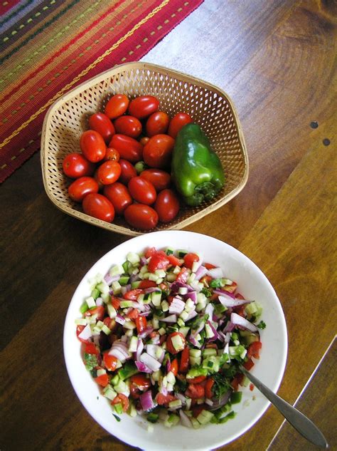 The Melting Pot Tomato Bell Pepper Salad