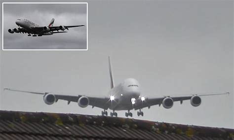Dramatic Moment Enormous Emirates Airbus A380 Is Rocked Violently