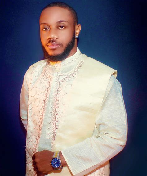 Bob Elvis Paroles de Chanson, Biographie et Albums | AfrikaLyrics