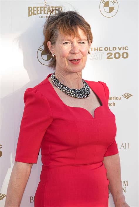 celia imrie the old vic bicentenary ball 2018