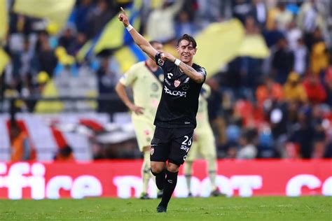 Total match corners for club américa and club necaxa. Defending champs America struck by lightning in Estadio Azteca