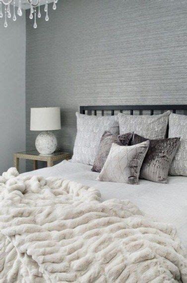 Because the residence is the needs of for any family. 17+ Trendy ideas for bedroom wallpaper simple grey #bedroom (With images) | Grey wallpaper ...