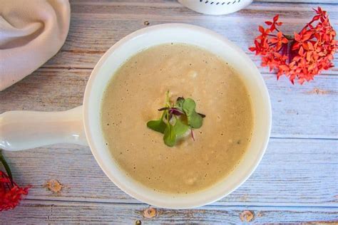 This creamy coconut chicken soup was formulated by a nutritionist to maximize health benefits without histamine intolerance i commonly like to use coconut milk or cream as my low histamine soup base. Low Carb Creamy Chicken Soup with Artichoke - Divalicious ...