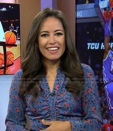 Wornontv Kaylee Hartungs Blue Floral Top On Today Kaylee Hartung