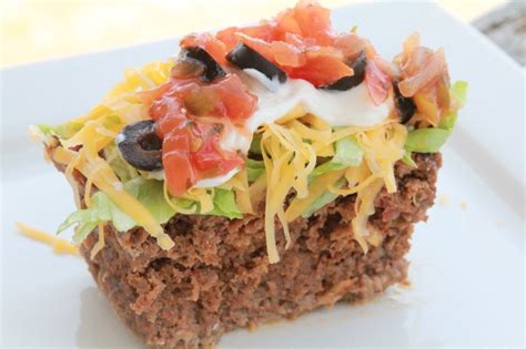 Order meatloaf at a restaurant, and you could wind up consuming 480 calories before you even touch the sides included in your meal. Mexican Meatloaf | Your Lighter Side