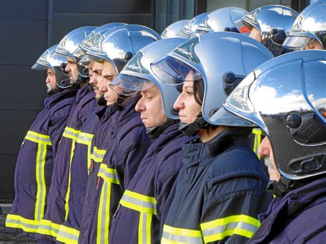 Devenir Sapeur Pompier Volontaire Quelle Marche à Suivre Voix Du