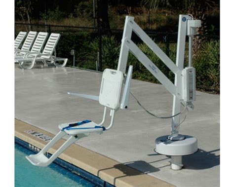 Semi Portable Removable Aquatic Splash Swimming Pool Lifts