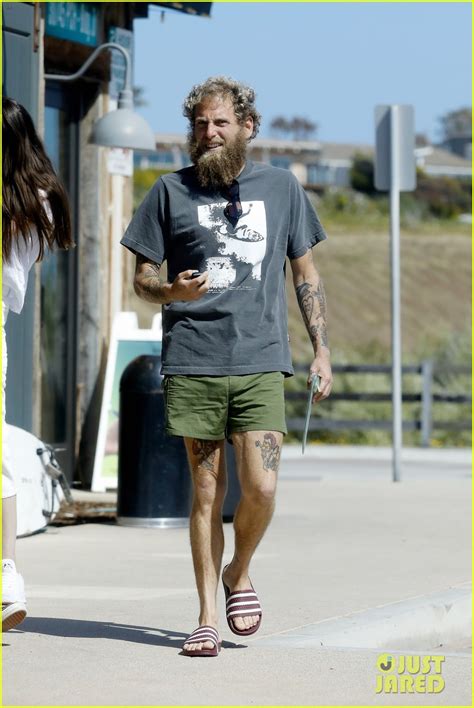 Jonah Hill Shows Off His Surfer Style While Stopping At A Board Shop