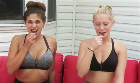 Girls Eat Worlds Hottest Chilli And It Goes Very Wrong Life Life