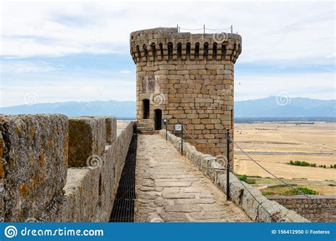 Medieval Castle In Oropesa Toledo Stock Photo Image Of Europe