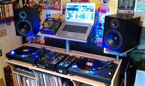A Beginner Djs Guide To Monitors Part 2 Positioning Your Speakers