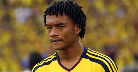 Artículos, videos, fotos y el más completo análisis de noticias de colombia y el mundo sobre juan guillermo cuadrado| larepublica.co. Es oficial: Juan Guillermo Cuadrado es jugador del Chelsea