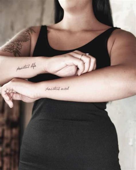 10 Perfect Wrist Tattoo Designs For Fashionable Wrist Eal Care